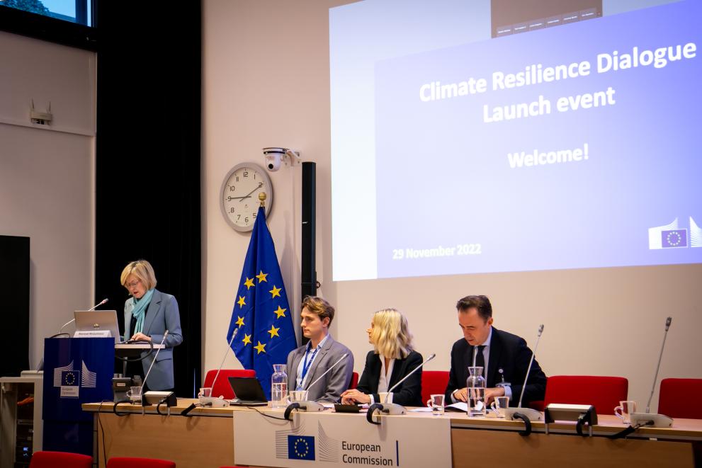 Commissioner McGuinness at the launch of the Climate Resilience Dialogue