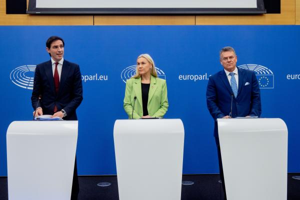 Press conference by Maroš Šefčovič, Executive Vice-President of the European Commission, Kadri Simson and  Wopke Hoekstra, European Commissioners, on the Commission’s Communications on a recommended emissions reduction target for 2040 and on Industrial…